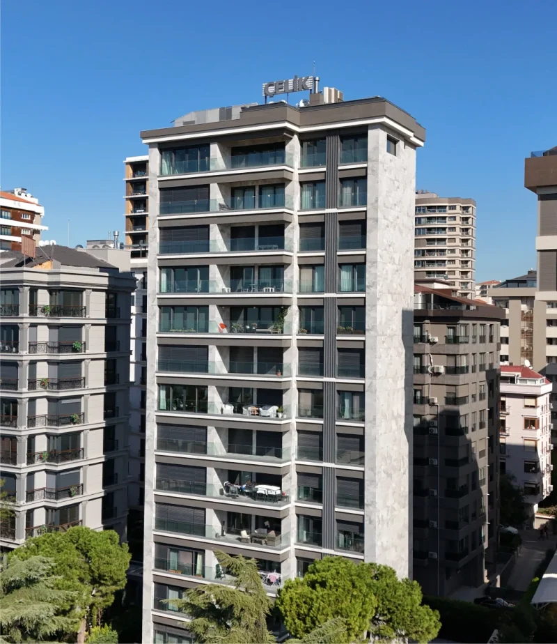 Side facade of the Suadiye Kent residential project in Suadiye, Kadıköy
